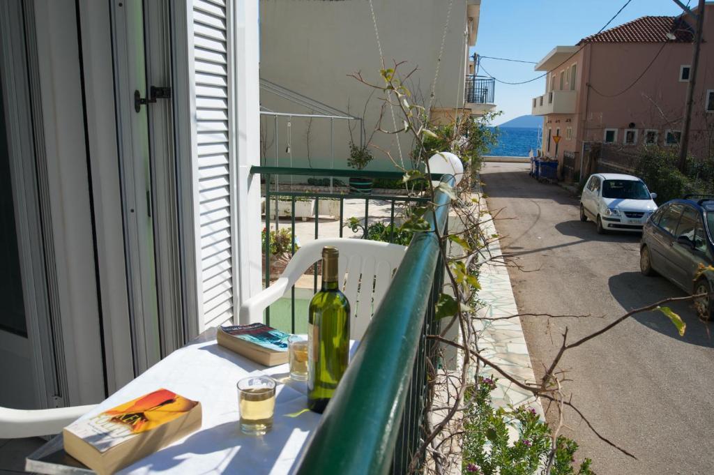 Konstantinos Apartments Agia Efimia Værelse billede