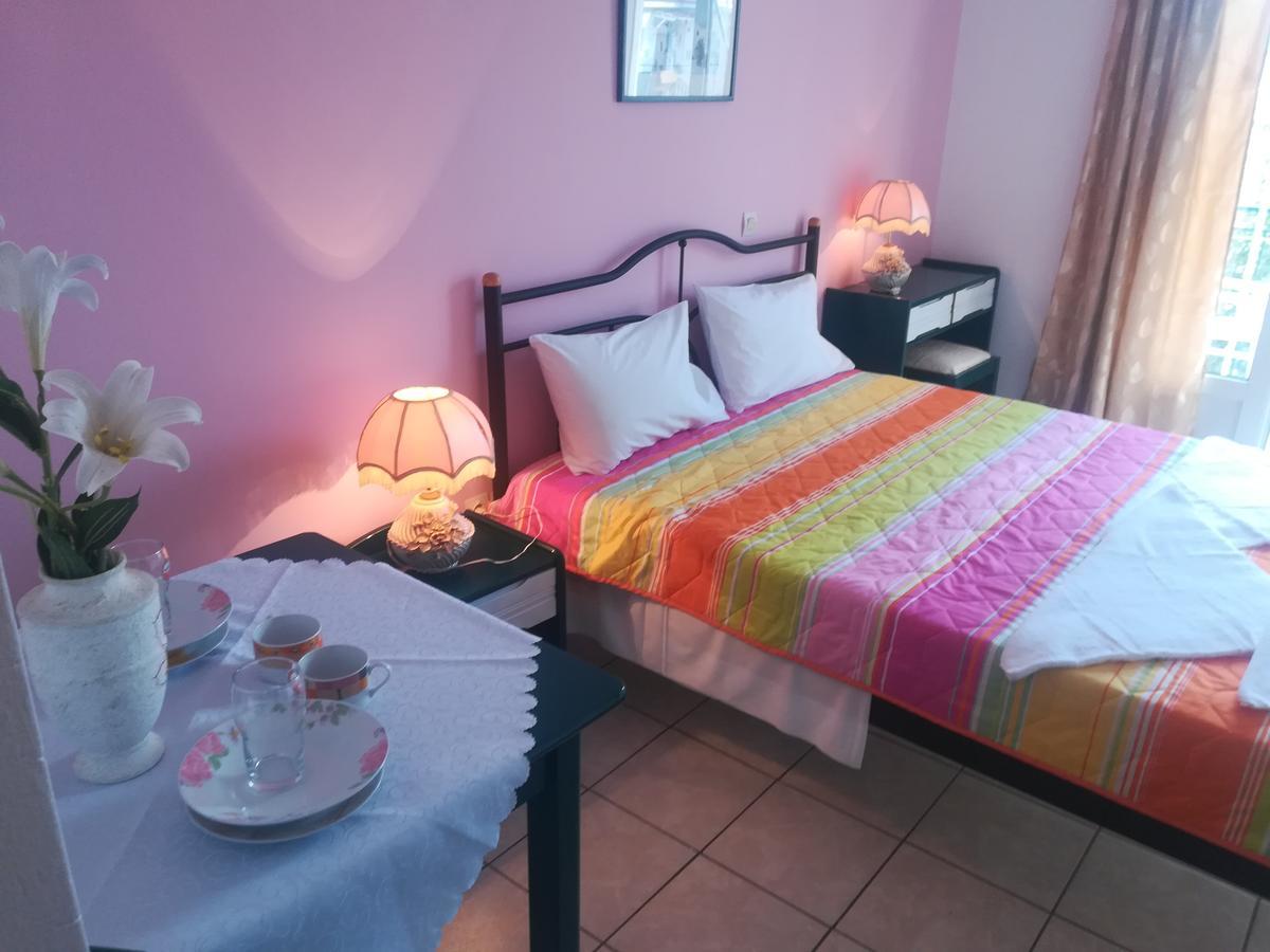 Konstantinos Apartments Agia Efimia Eksteriør billede